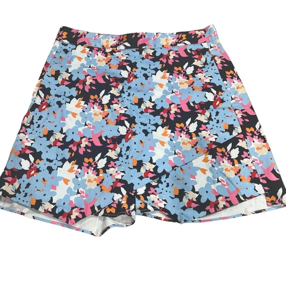 Piece of Cloth Floral Skort Asymmetrical Hem Size 8 Pickleball Light Activity - Picture 1 of 11